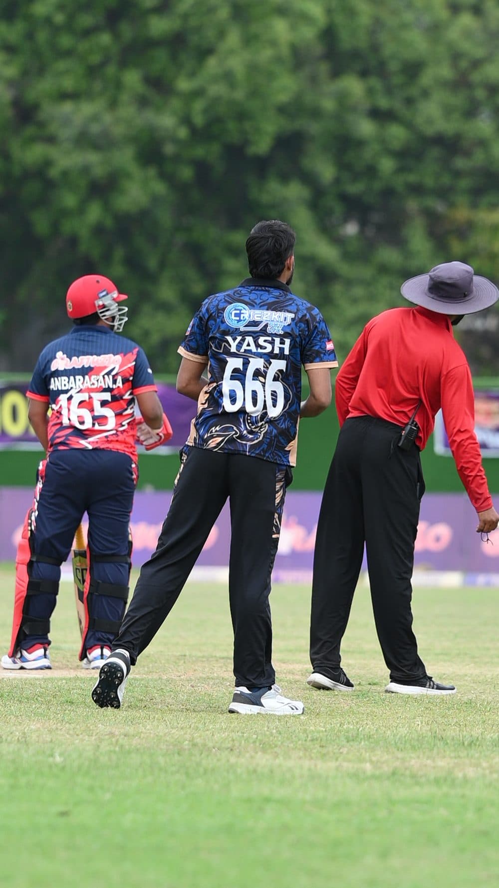 Umpire and fielders on appeal, Thunderbolt T10 League