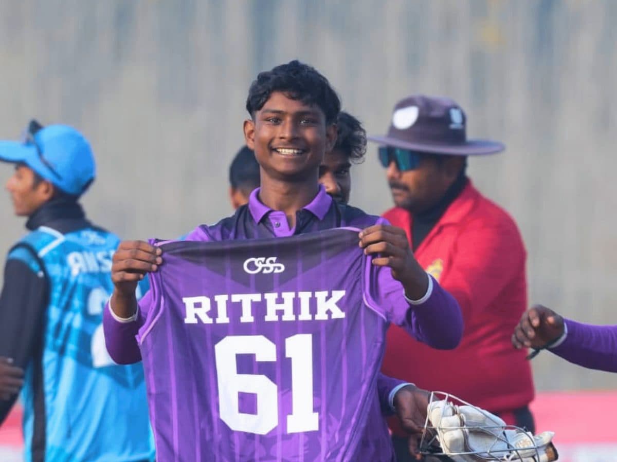 A player presented with his squad jersey, Coventry T10 League